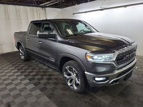 Used 2020 RAM 1500 Limited image 3