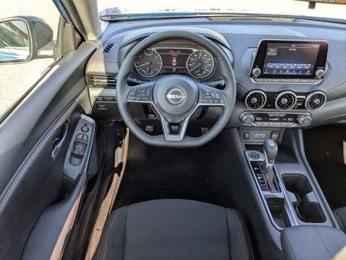 New 2025 Nissan Sentra SR w/ Midnight Edition image 16