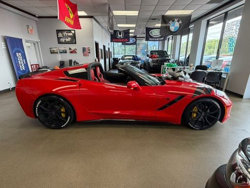 Used 2014 Chevrolet Corvette Stingray Coupe RWD image 20