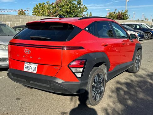 Used 2024 Hyundai Kona SEL AWD/4WD image 5