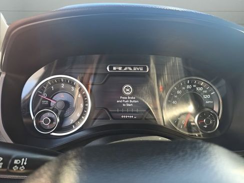 Used 2020 RAM 1500 Big Horn AWD/4WD image 13