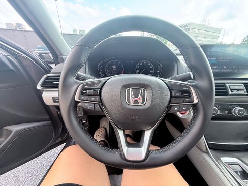 Used 2018 Honda Accord EX-L image 13
