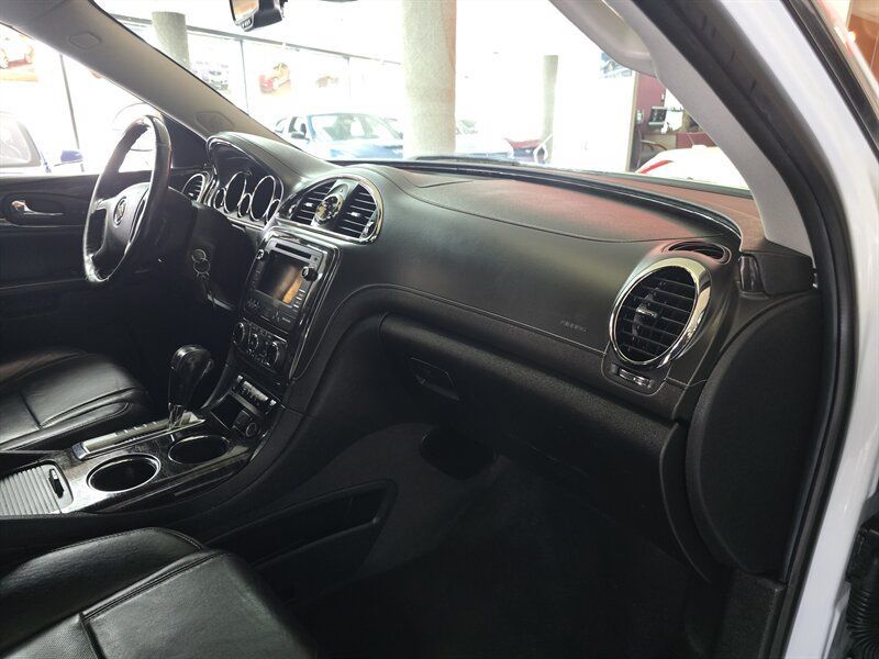 Used 2017 Buick Enclave Leather AWD/4WD image 13