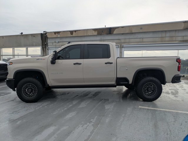 Used 2026 Chevrolet Silverado 2500 ZR2 AWD/4WD image 6