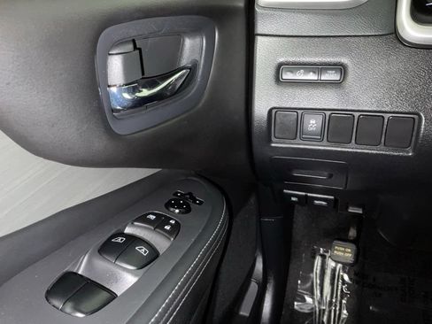 Used 2016 Nissan Murano S FWD image 20