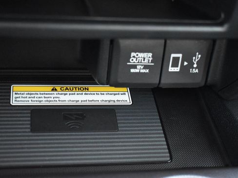 Used 2023 Honda Ridgeline RTL-E image 11