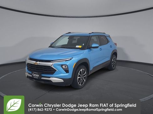 Used 2025 Chevrolet TrailBlazer LT image 6