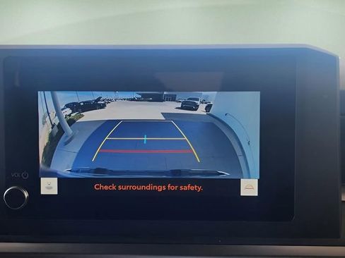 Used 2024 Toyota Tacoma SR5 image 33