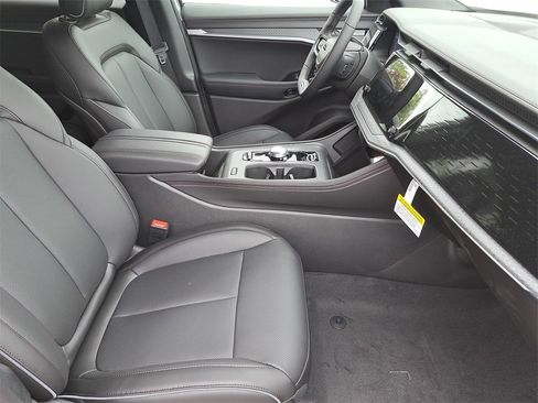 New 2025 Jeep Wagoneer S Limited image 10