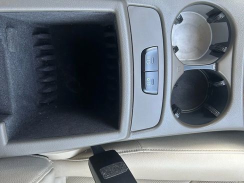 Used 2014 Audi Q5 3.0T Prestige image 29