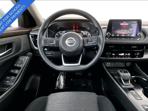 Used 2021 Nissan Rogue SV FWD image 6