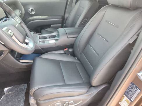 New 2026 Hyundai Palisade Calligraphy FWD image 13