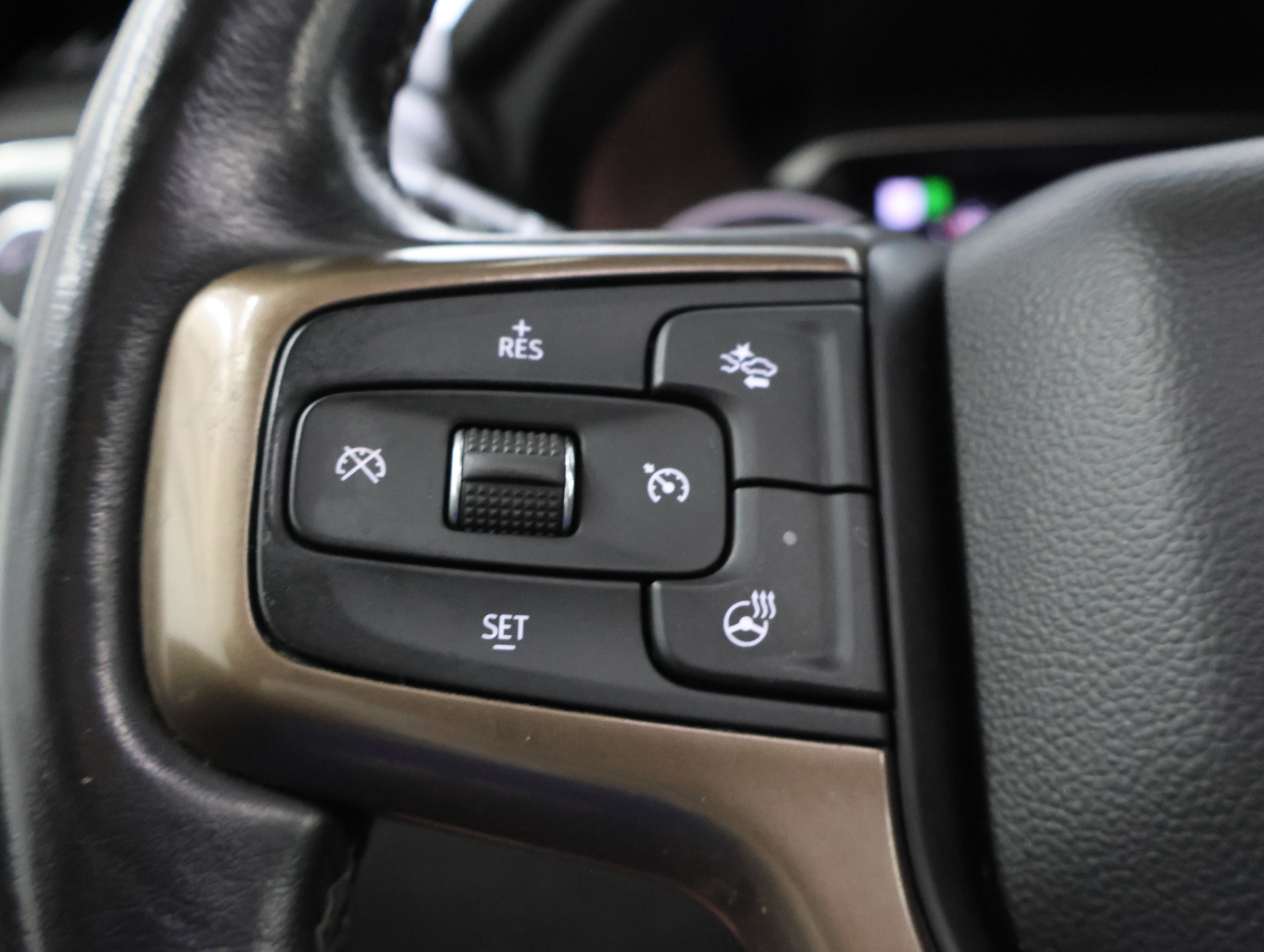 Used 2022 Chevrolet Silverado 2500 High Country AWD/4WD image 16