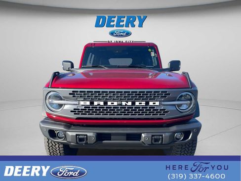 New 2025 Ford Bronco Badlands image 3