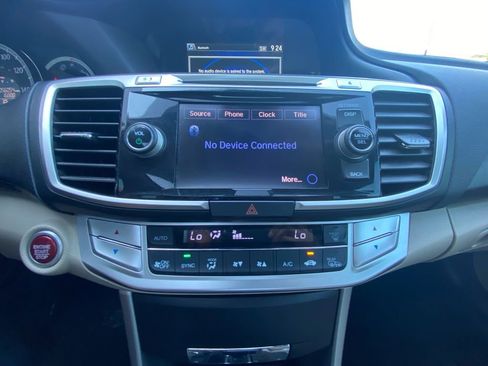 Used 2015 Honda Accord EX-L image 24