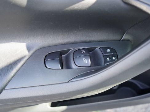 Used 2018 Nissan Altima 2.5 SL FWD image 15