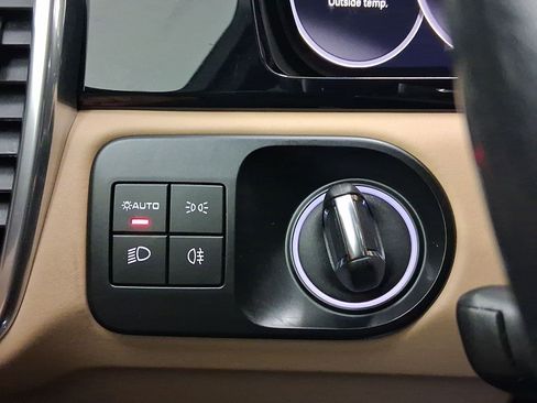 Certified 2023 Porsche Cayenne image 16