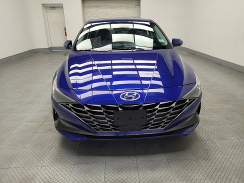 Used 2023 Hyundai Elantra Limited w/ Cargo Package image 14