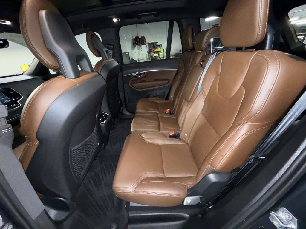 Used 2021 Volvo XC90 T6 Inscription w/ Advanced Package AWD/4WD image 19