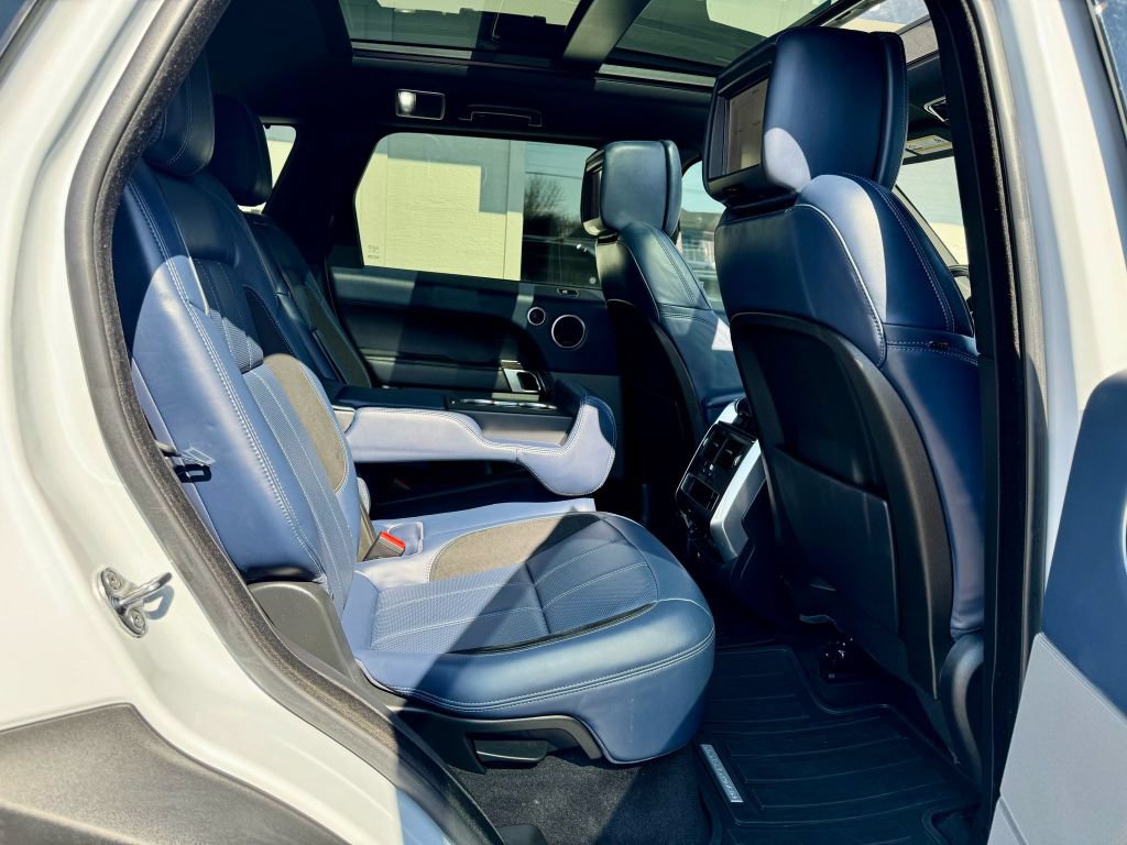 Used 2018 Land Rover Range Rover Sport Supercharged AWD/4WD image 24