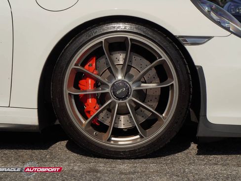 Used 2014 Porsche 911 GT3 w/ Sound Package Plus RWD image 10