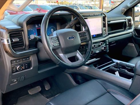 Certified 2023 Ford F250 Lariat w/ Lariat Ultimate Package image 17