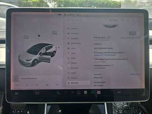 Used 2019 Tesla Model 3 Long Range RWD image 2
