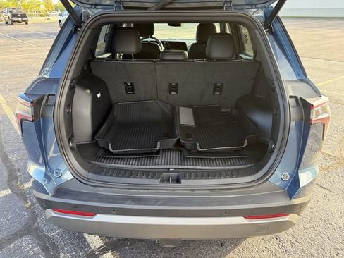 Used 2026 Chevrolet Equinox LT w/ Convenience Package II AWD/4WD image 16