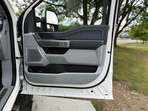 Used 2024 Ford F250 Limited w/ FX4 Off-Road Package AWD/4WD image 15