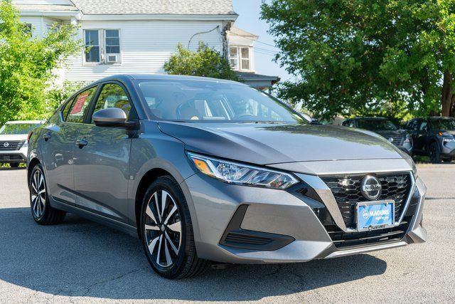Certified 2023 Nissan Sentra SV w/ SV Premium Package FWD image 5