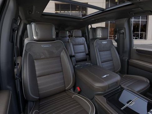 New 2026 GMC Yukon XL Denali Ultimate AWD/4WD image 16