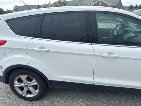 Used 2016 Ford Escape SE FWD image 14