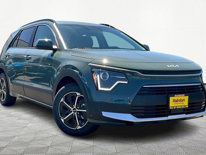 New 2025 Kia Niro EX