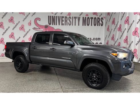Used 2022 Toyota Tacoma SR5 image 4