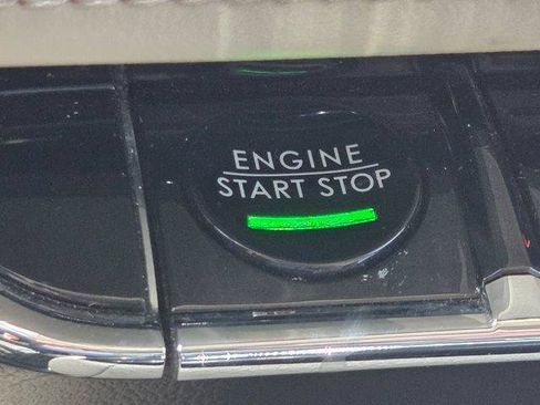 Used 2022 Lincoln Nautilus FWD image 28