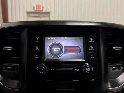 Used 2022 RAM 2500 Tradesman AWD/4WD image 36