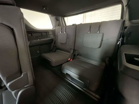 New 2026 Toyota 4Runner SR5 AWD/4WD image 23