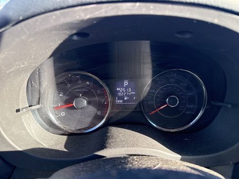 Used 2015 Subaru Forester 2.5i Touring w/ Popular Package #2 image 9