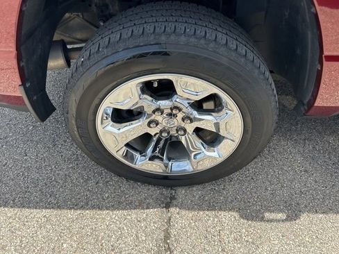 Used 2021 RAM 1500 Big Horn AWD/4WD image 9
