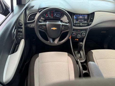 Used 2022 Chevrolet Trax LS w/ Tint and Cruise Package FWD image 13