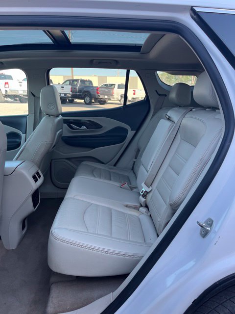 Used 2023 GMC Terrain Denali AWD/4WD image 28