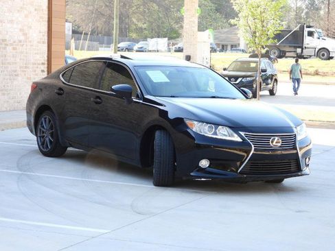 Used 2013 Lexus ES 350 w/ Luxury Pkg image 6