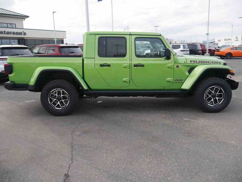 New 2026 Jeep Gladiator Rubicon AWD/4WD image 24