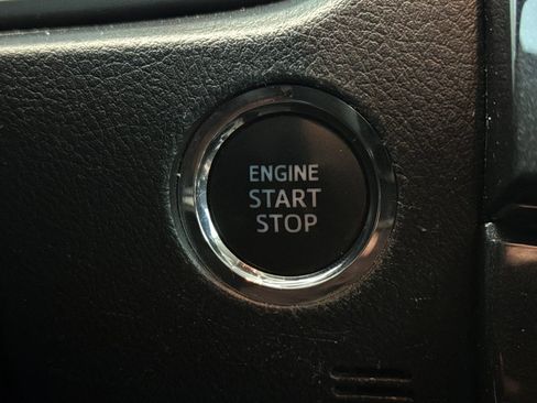 Used 2022 Toyota 4Runner TRD Off-Road Premium AWD/4WD image 24