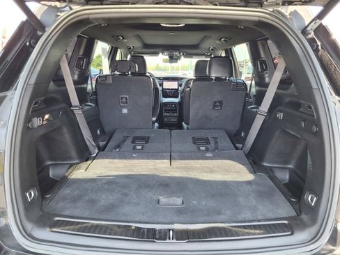 Used 2024 Jeep Grand Cherokee L Limited w/ Luxury Tech Group II AWD/4WD image 18