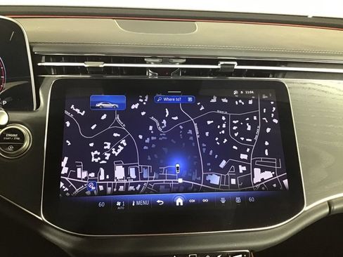 Used 2025 Mercedes-Benz E 450 4MATIC Sedan image 31
