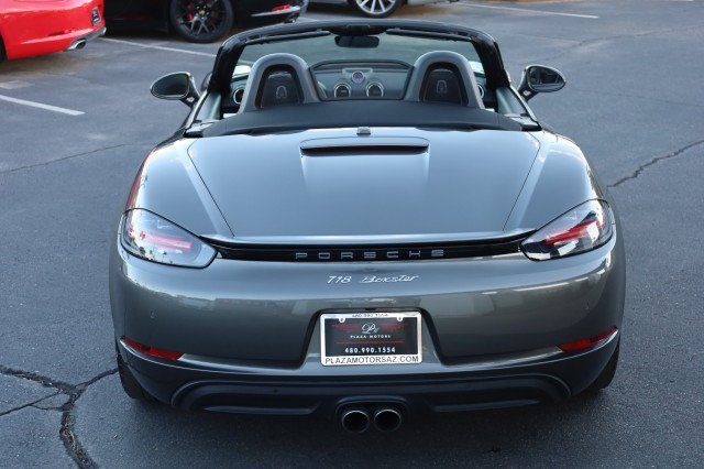 Used 2017 Porsche 718 Boxster RWD image 15