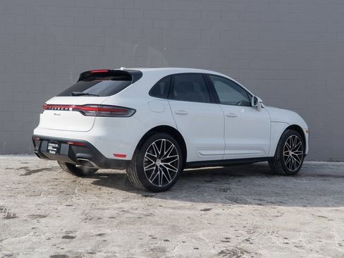 Certified 2023 Porsche Macan Turbo image 7
