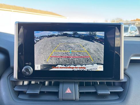 Used 2025 Toyota RAV4 LE image 17