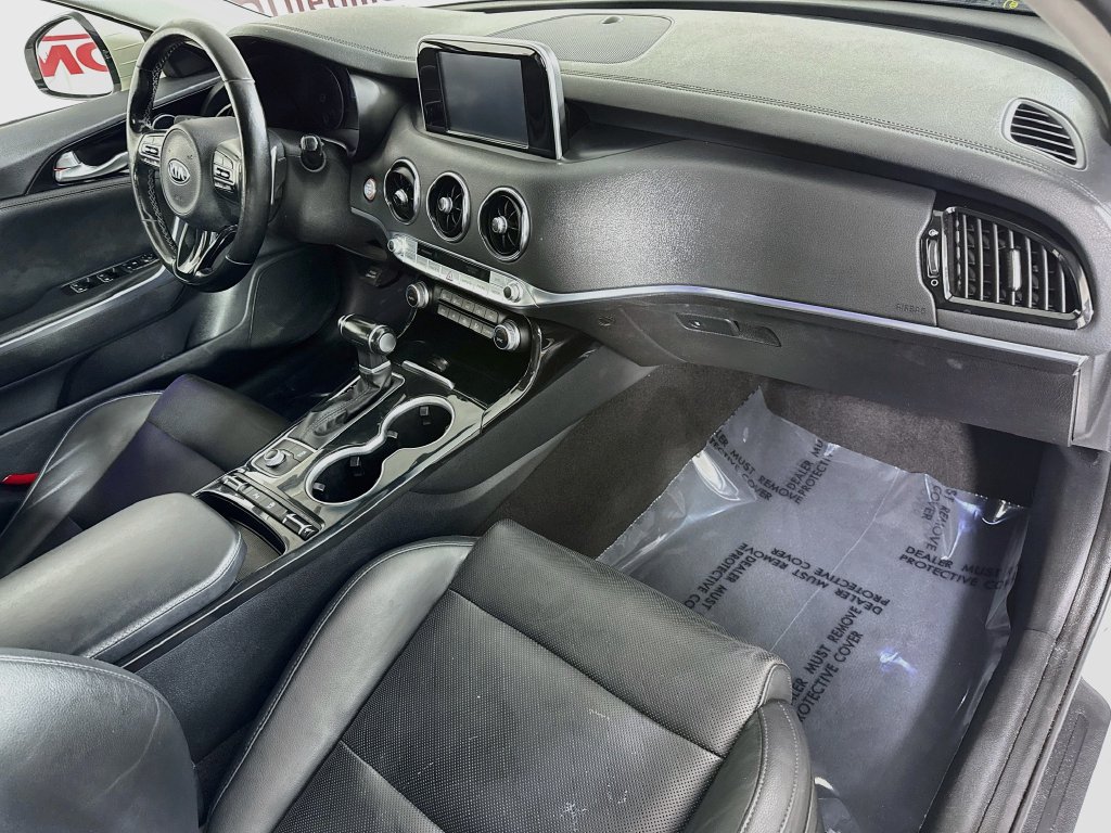 Used 2019 Kia Stinger RWD image 30